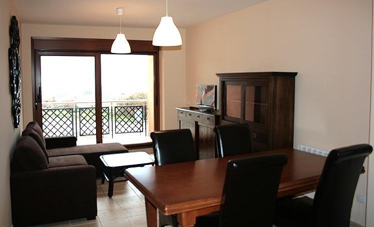 Apartamentos La Covatilla Neila de San Miguel المظهر الخارجي الصورة